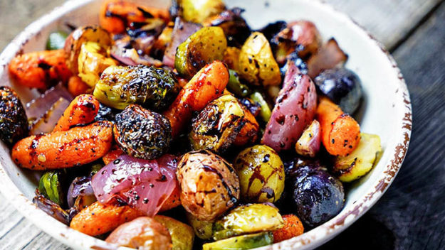 Easy-Roasted-Vegetables-with-Honey-and-Balsamic-Syrup2-1024×681